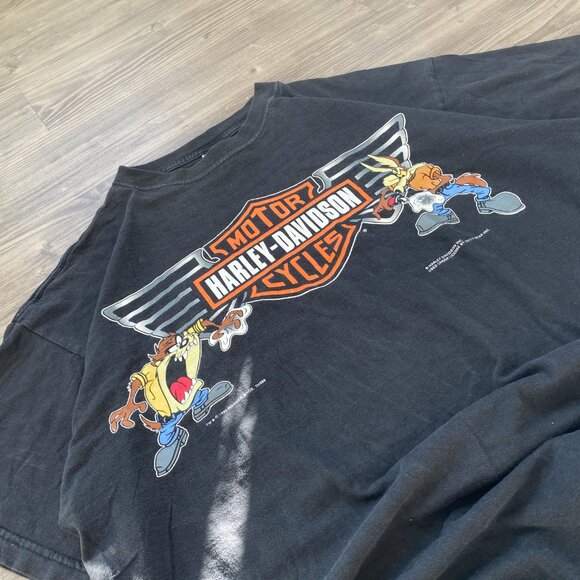 Vintage Looney Tunes x Harley-Davidson T-Shirt - Picture 2 of 5